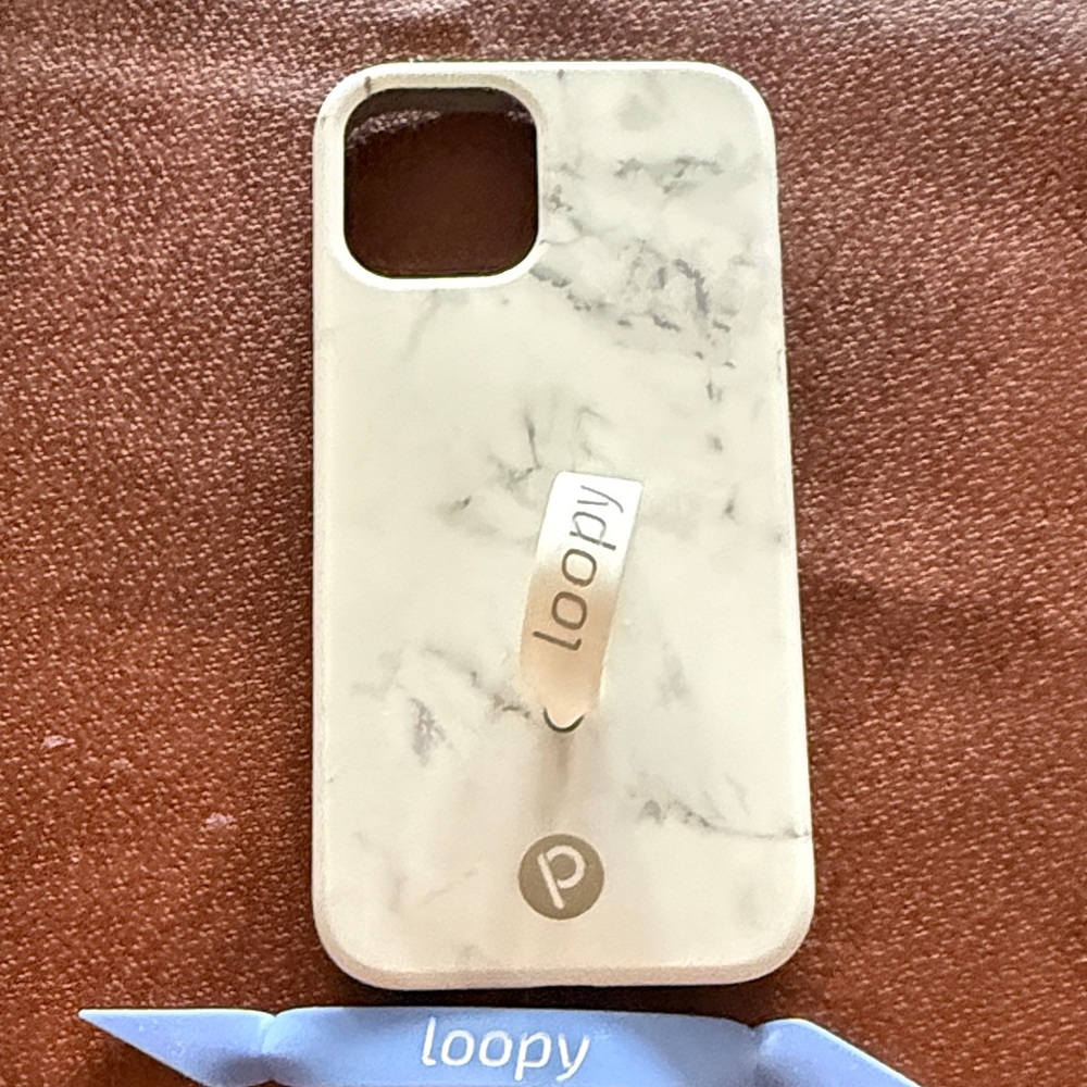 Loopy Case Marble Design with Loop - Picture 2 of 6